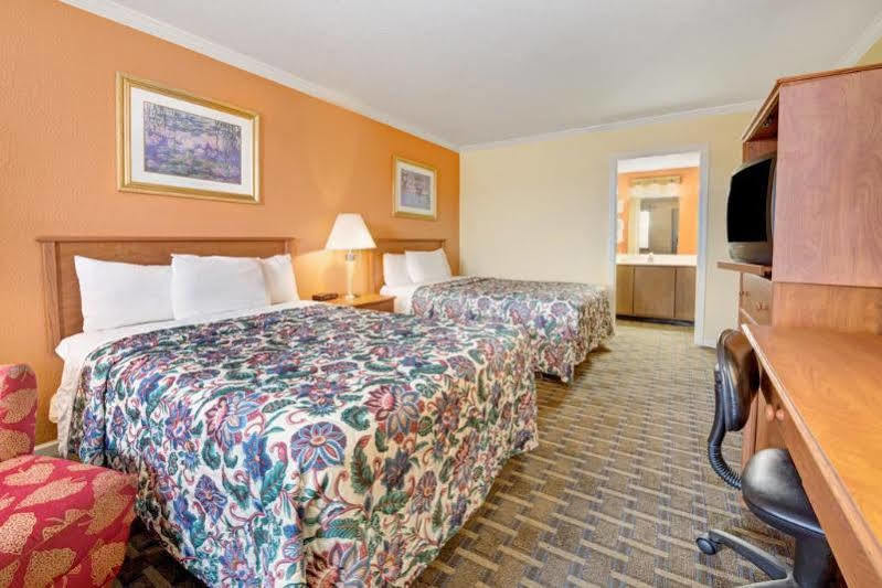 Motel 6-Dayton, OH Shanersville Eksteriør billede