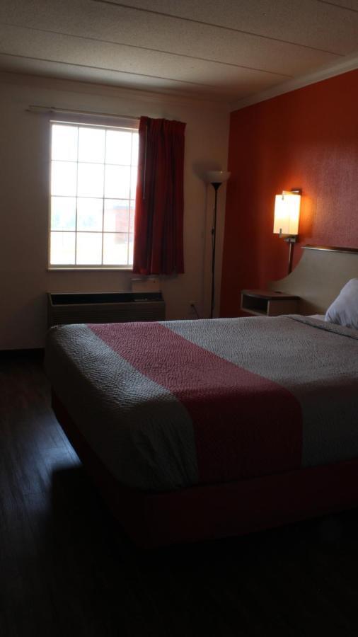 Motel 6-Dayton, OH Shanersville Eksteriør billede