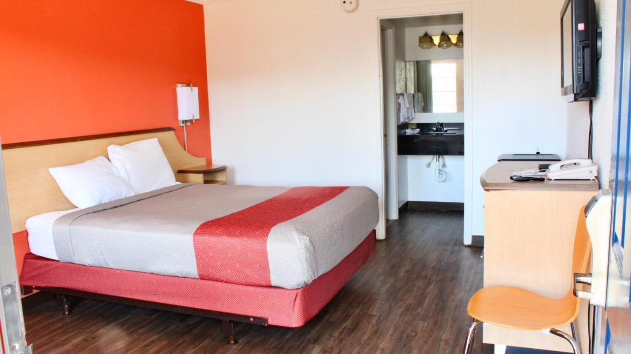Motel 6-Dayton, OH Shanersville Eksteriør billede