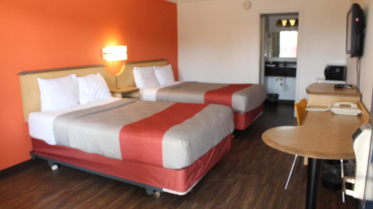 Motel 6-Dayton, OH Shanersville Eksteriør billede